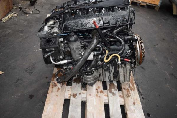 MOTEUR BMW 525D E60 CODE M57 NC51 - Vue 3